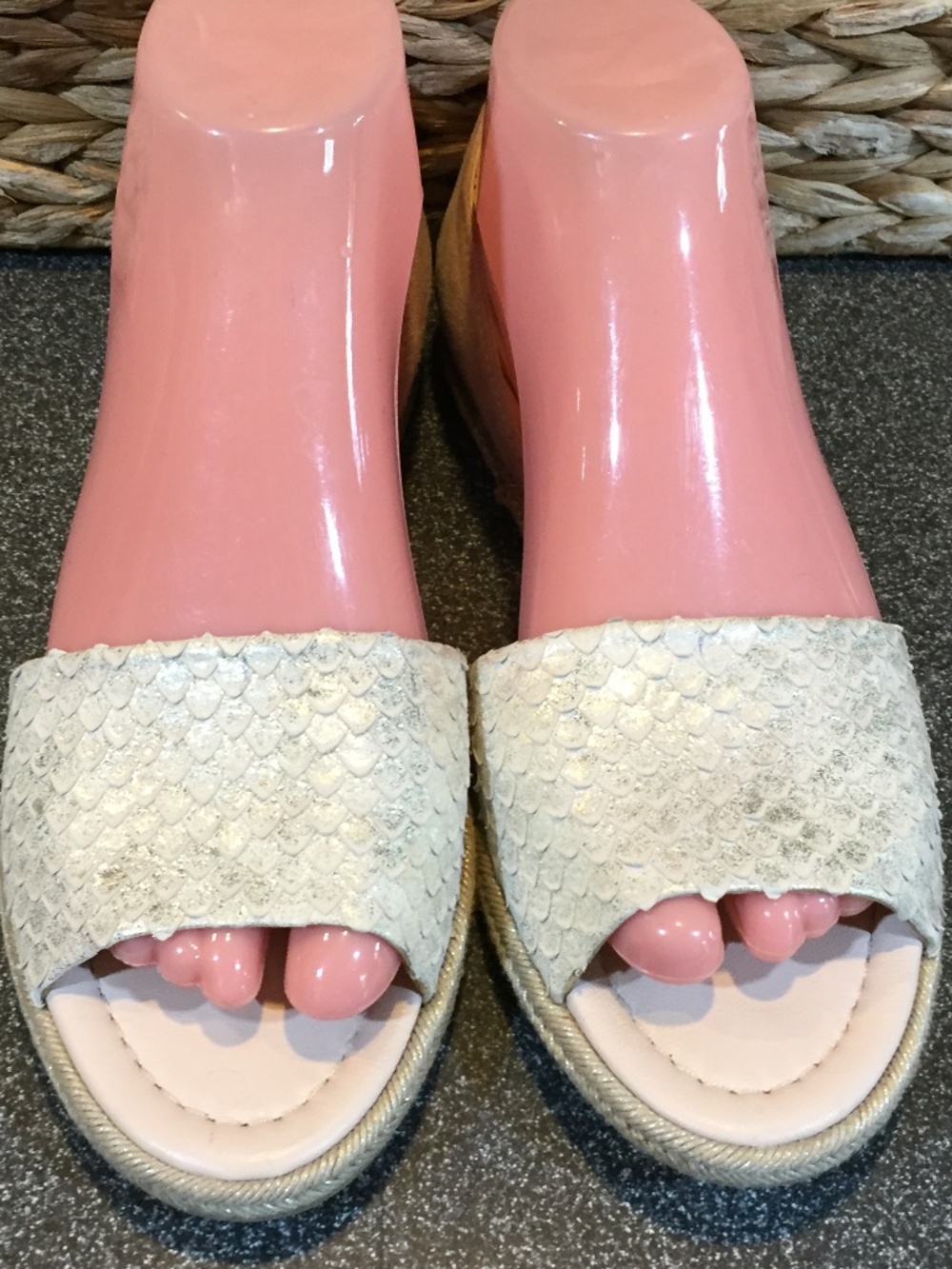 kanna Cream and Metallic Silver Textured Slide Sandals